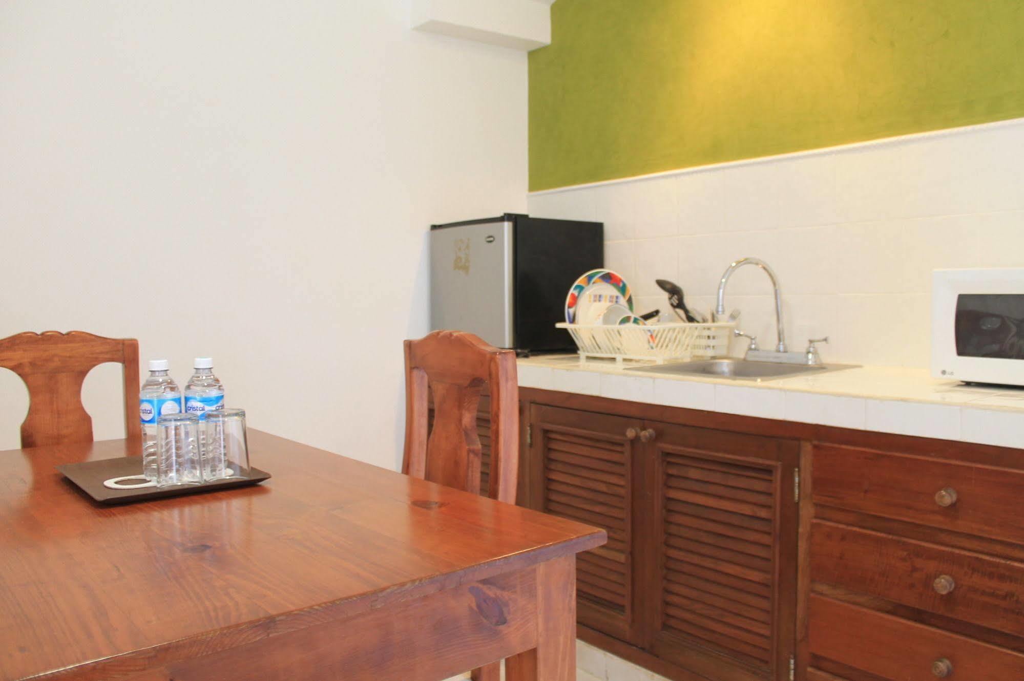 Chac Chi Hotel & Suites อิสลามูเฮเรส ภายนอก รูปภาพ